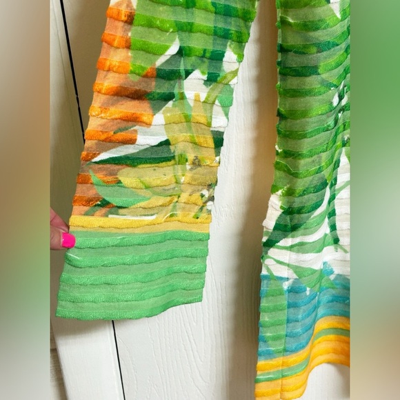 Soft Surroundings Soft Tropical Print Boatneck Floral Tunic Top  Size L - Picture 3 of 8